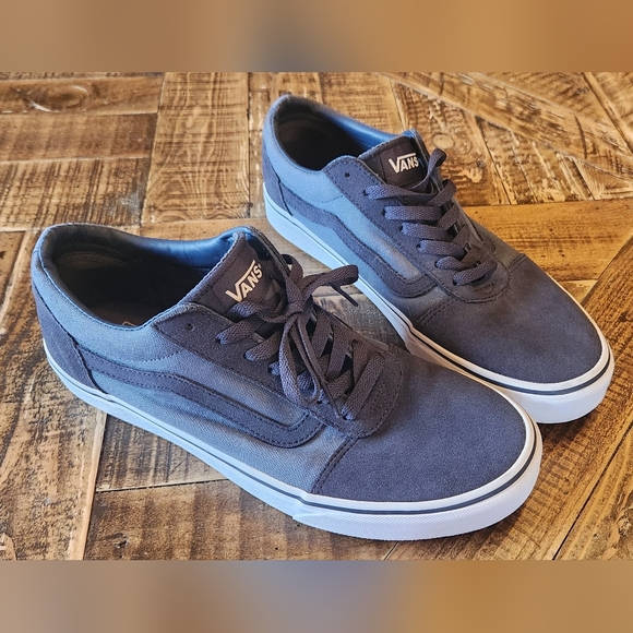 Vans Other - Vans Ward 2 Tone Navy Vintage Indigo Sneakers Size 10.5